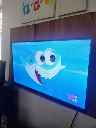 TV AIWA Seminova- adquirida esse ano