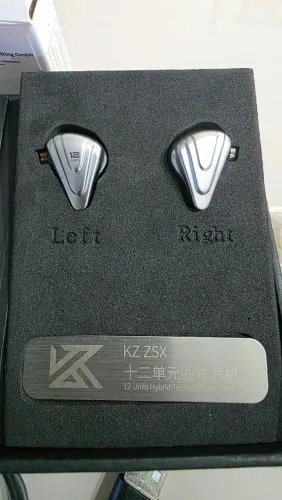 Fone de ouvido KZ ZSX com KZ HD Bluetooth Upgrade Cable