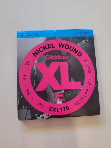Encordoamento de baixo D'Addario