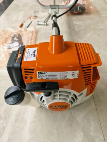 ROÇADEIRA FS 12O ORIGINAL DA STIHL SEMI-NOVA