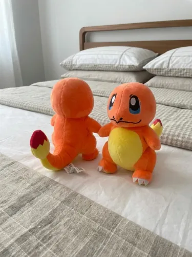 Brinquedo De Pelúcia Pokemon Charmander Boneco 20cm