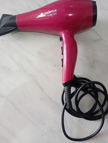Secador de cabelo Cadense 220v ,2000v