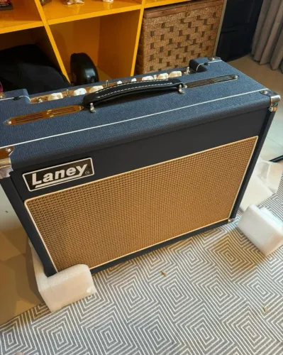 Amplificador de guitarra Laney Lionheart LH-5