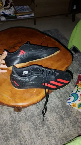 Chuteira Esportiva De Quadra