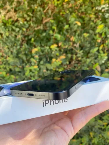 iPhone 12 Preto 