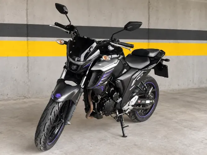 Yamaha Fazer FZ25 LE 2023 | 8.774 km | Único dono