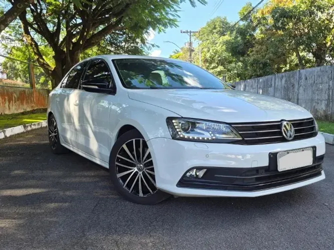 Volkswagen Jetta Highline 2.0 TSI 16V 4P Tiptronic 2016