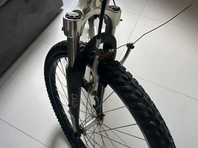 Bicicleta Caloi T-Type aro 26