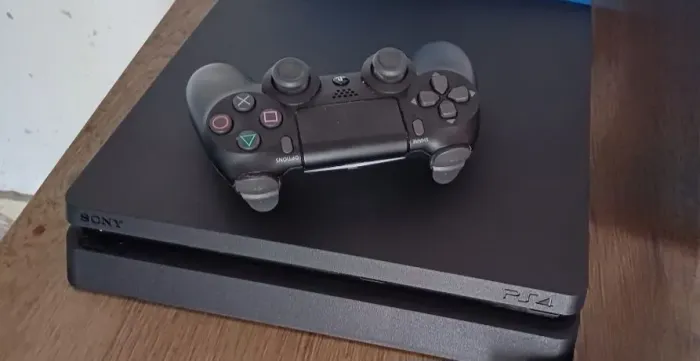 Ps4 slim 500g top aceito cartão