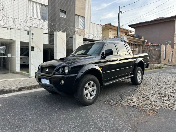 Mitsubishi L200 Sport HPE 2.5 4X4 CD DTI Dies. Aut. 2006