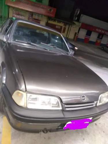 Chevrolet Monza GL 1.8 Efi/ SL/ L/ 650/barc. 2e4p (álcool) 1992
