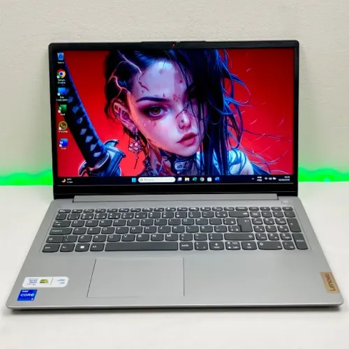Notebook LENOVO i5 12th: SSD 512gb | 8gb RAM | Top de linha