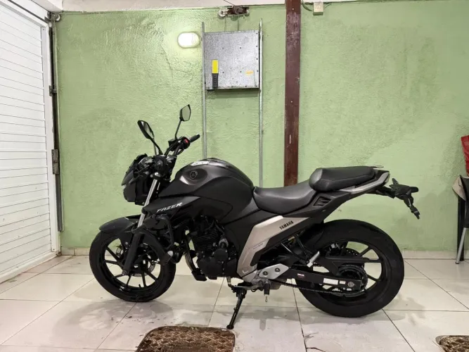 Yamaha FZ25 2022
