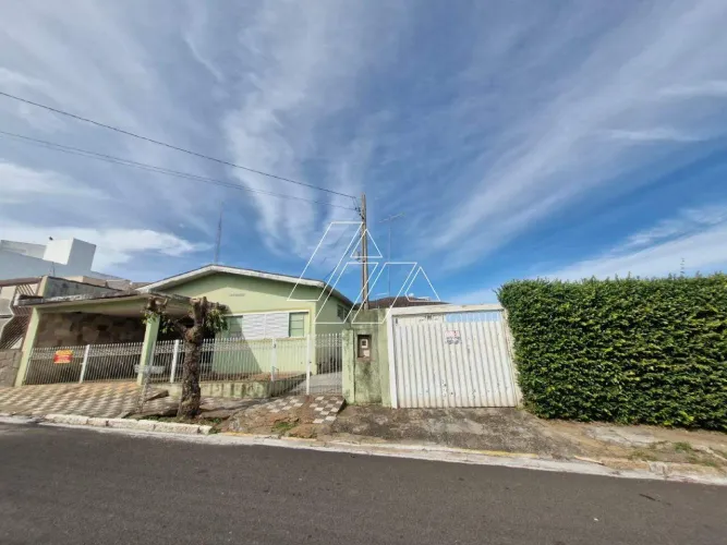 Casa  3 quartos (1 suíte)  Venda  Próxima ao Centro  Pompeia