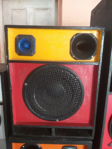Caixas de som baianinhas