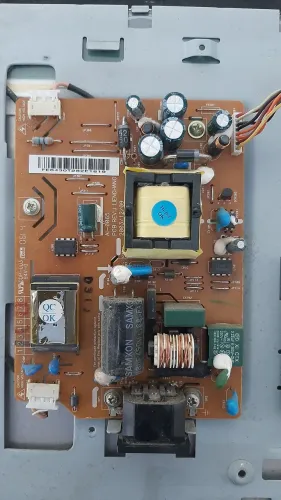 Placa fonte do monitor LG L1550S