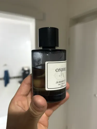 Perfumes Hezron - Nuancielo / Ombre - JA essence / Connexion - Boticário
