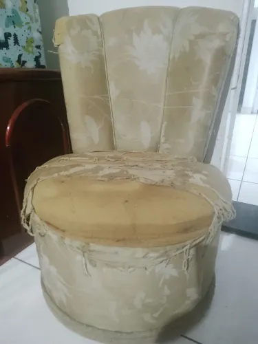 Poltrona Estilo Boneca Vintage