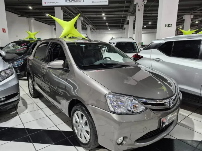 Toyota Etios XLS 1.5 Flex 5P Aut. 2017