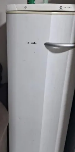Frezer vertical para guardar seus alimentos 