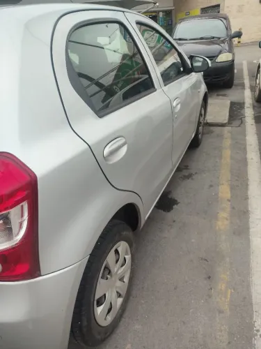 Toyota Etios X 1.3 Flex 16V 5P Mec. 2016