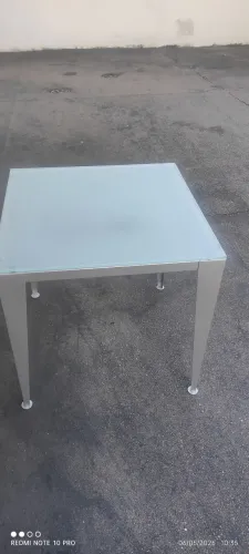 Mesa alumínio cor cinza