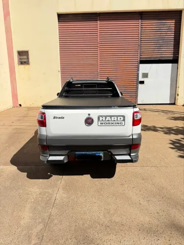 Fiat Strada Working Hard 1.4 Fire Flex 8V CS 2018