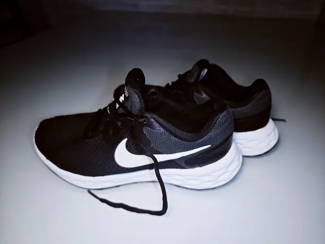Tênis Original Nike Esportivo, Leve e Confortável