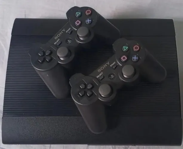 Ps3 500 GB DESBLOQUEADO (ACEITO CARTÃO)
