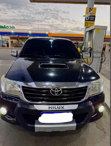 Toyota Hilux CD SRV D4-d 4X4 3.0 TDI Diesel AUT 2014