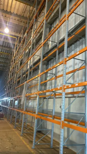 Lote porta palete bom estado montante com 10,80m e longarina capac 2000kg/plano