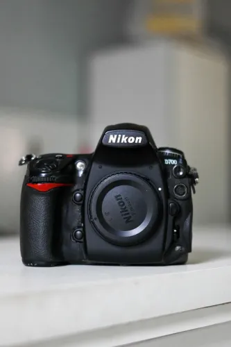 Câmera Nikon D700 Corpo Dslr Full Frame Profissional (Usado)