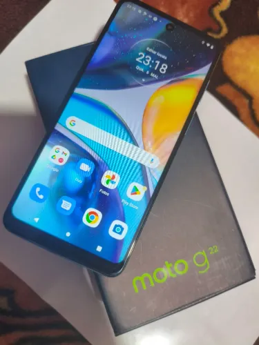 Vendo moto g22 impecável muito novo acompanha caixa 128gb de memória