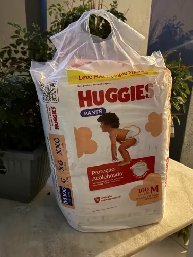 Fraldas Huggies pants M (3 unidades/ 100)