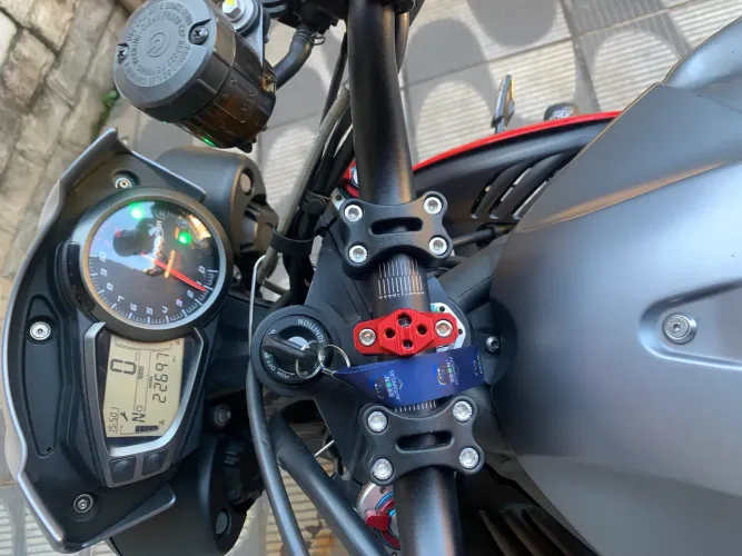 Speed R triple 1050