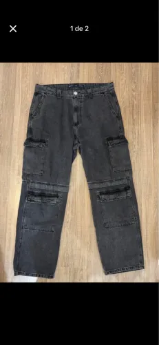 Calça baggy estonada com 8 bolsos Usado poucas vezes Tamanho 44