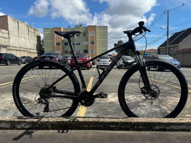 Bicicleta MTB TREK MARLIN 5 aro 29?