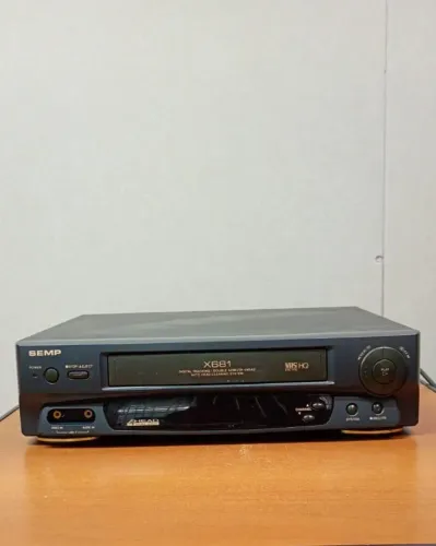 Videocassete Semp Toshiba modelo VC-X681 DV00194