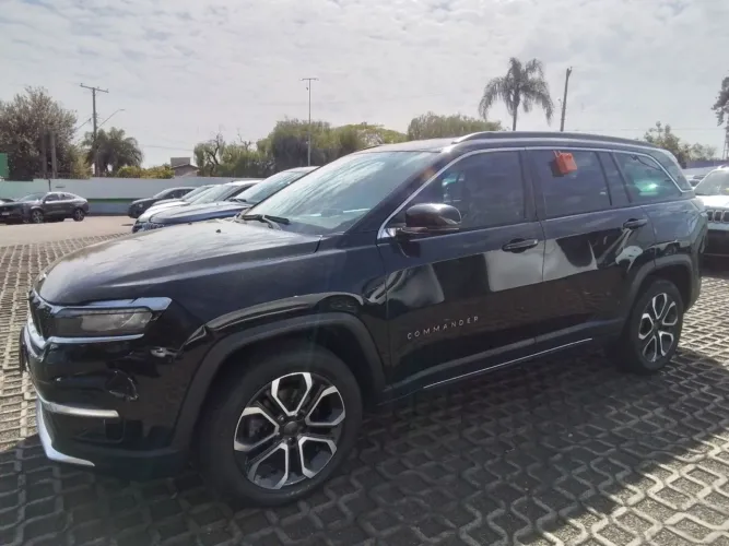 Jeep Commander Limited T270 1.3 TB Flex AUT 2023