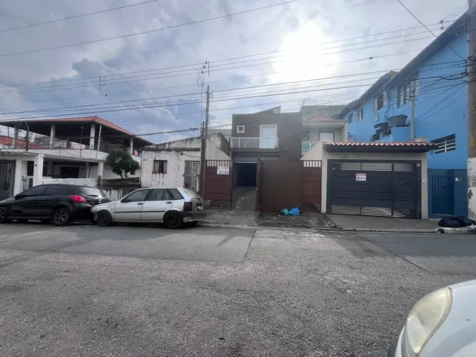 Galpão na Rua Antônio Cavazzam, N. 1048 140 m²