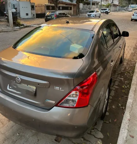 Nissan Versa SL 1.6 16V Flex Fuel 4P Mec. 2014