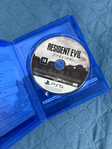 VENDO RESIDENT EVIL RÉQUIEM