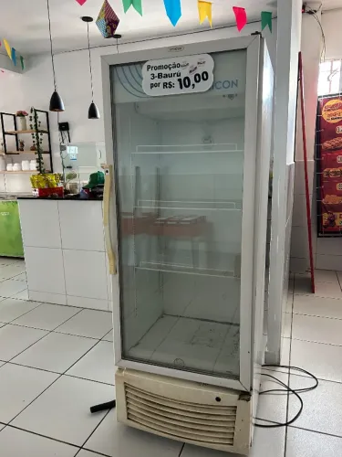 Freezer expositor