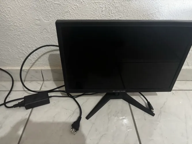 MONITOR BLUECASE 19? 60hz