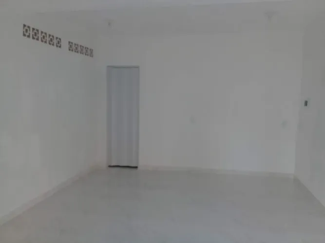 Alugo loja em Saracuruna