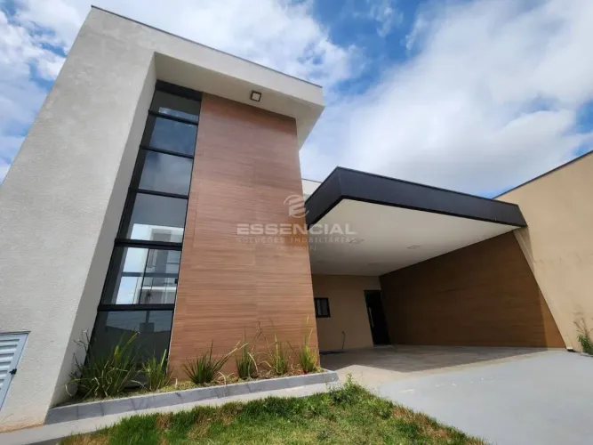 Casa com 3 suítes à venda, por R$ 800.000 - Central Parque - Botucatu/SP