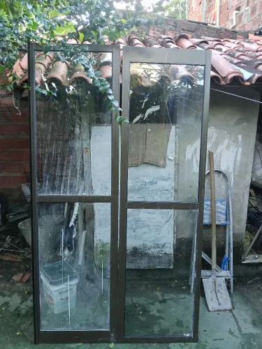 Porta de correr de vidro e alumínio de 2.30 Largura e 2.10 altura 4 folhas zap *11