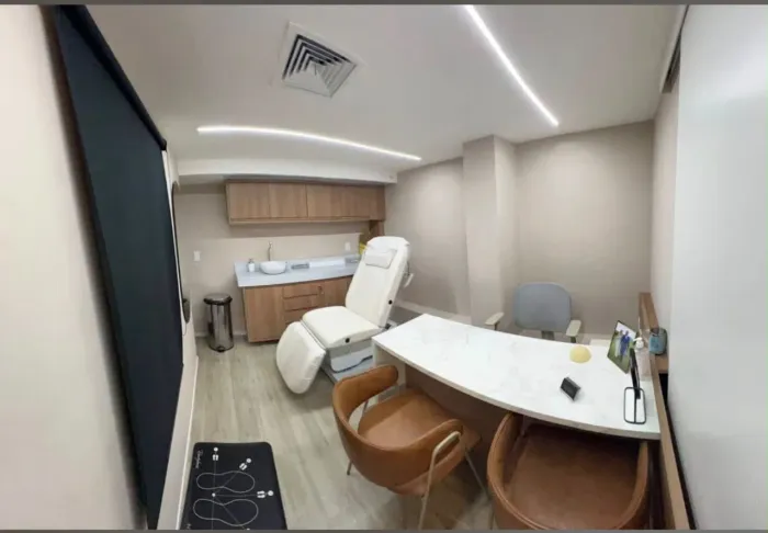 PASSO PONTO COMERCIAL EXCELENTE NO LEBLON 