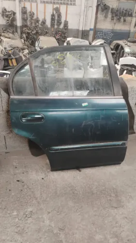 Porta T/D Civic 99