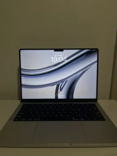 Macbook Pro 14 Apple M4 (2024) | 16 Gb Ram | 1 Tb Ssd | Prateado